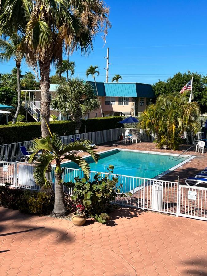 Breezy Palms Resort Исламорада Екстериор снимка