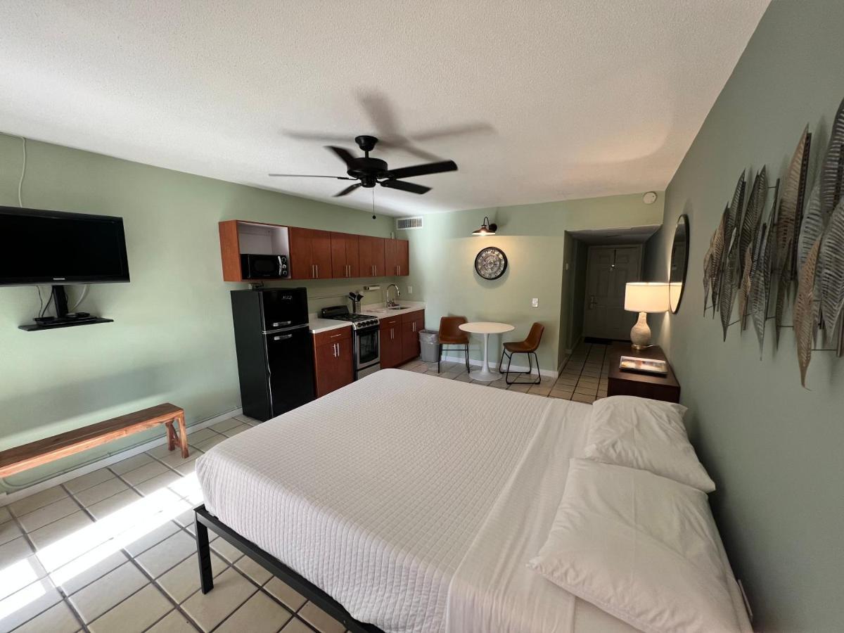 Breezy Palms Resort Исламорада Екстериор снимка