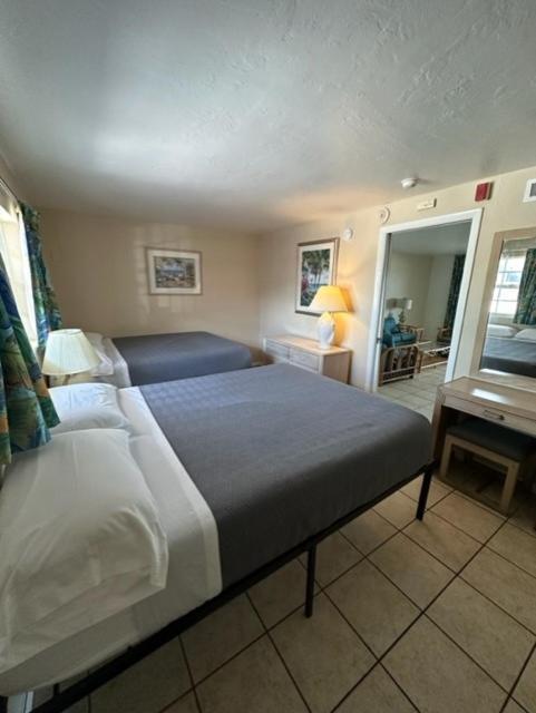Breezy Palms Resort Исламорада Екстериор снимка